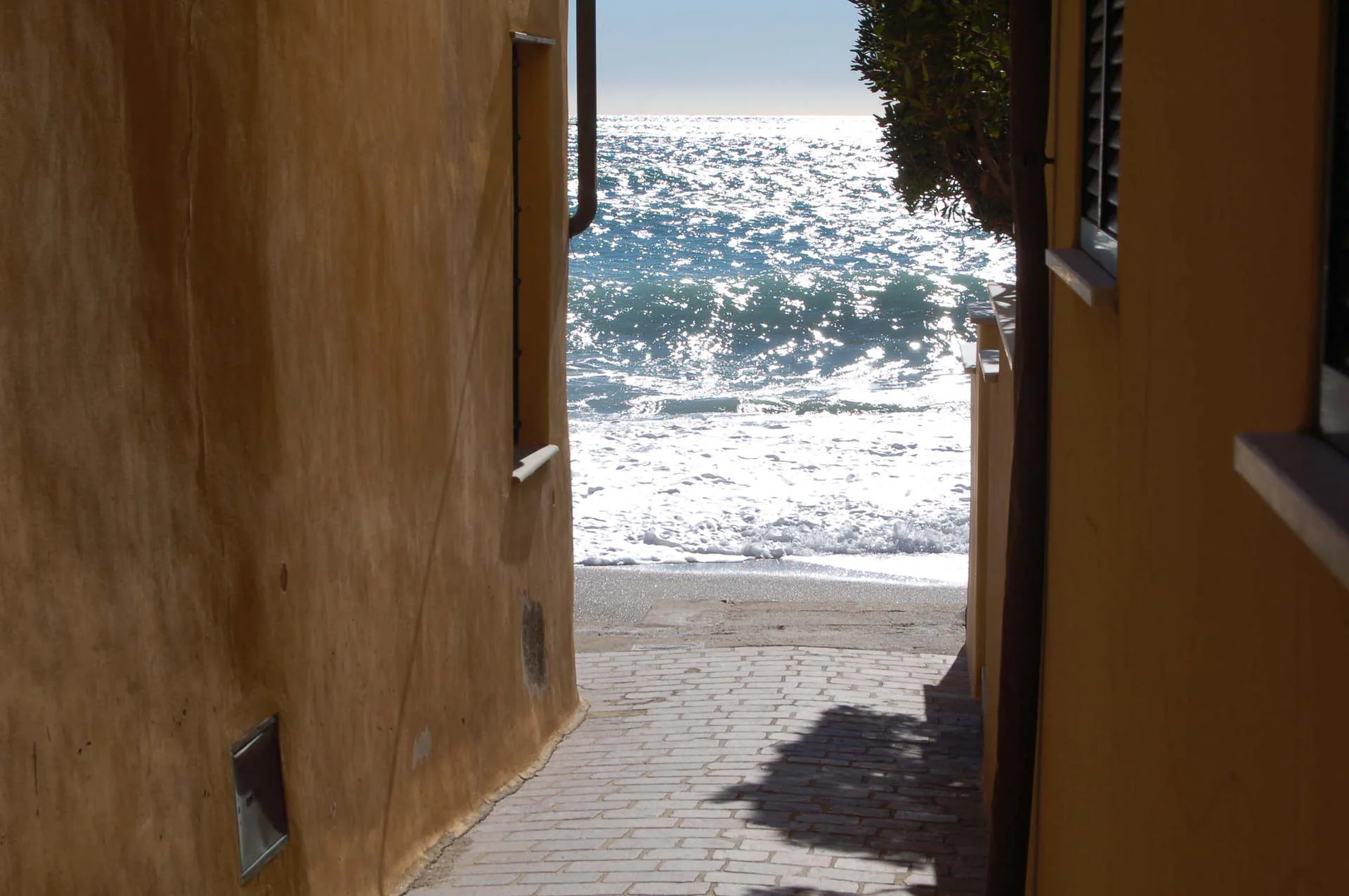 Hotel Arabesque Varigotti — vista del borgo saraceno